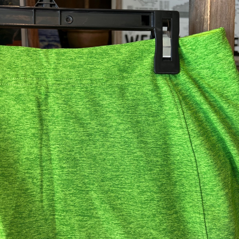 Outdoor Voices women’s warm up skort size medium - Picture 3 of 10